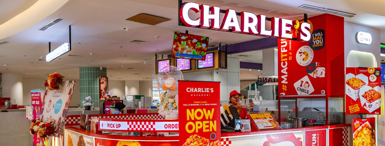 Charlie's Macaroni 1